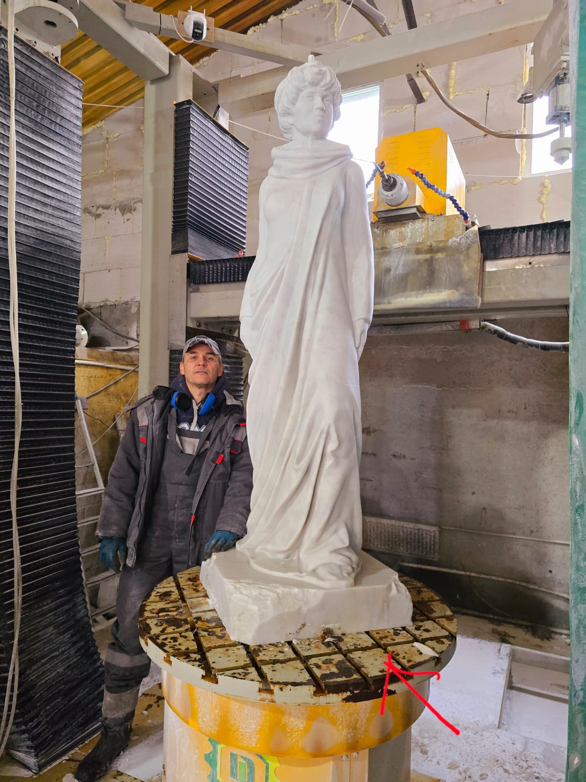 최신 회사 사례 모스크바 의 4 축 CNC 조각 기계