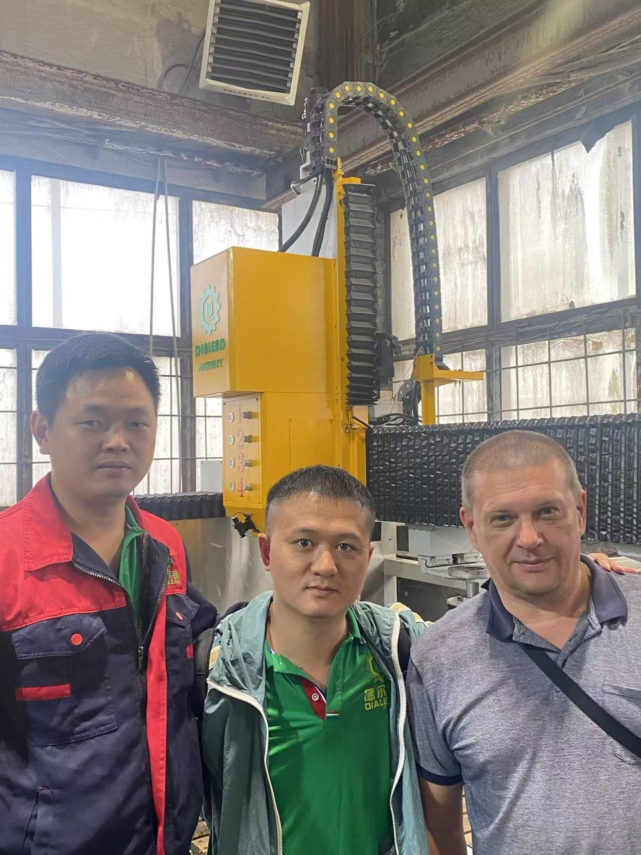 최신 회사 사례 니즈니 노브고로드에서 ATC와 자동 닦기 기계