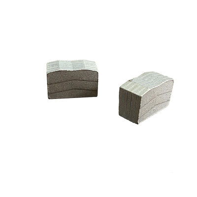 딱딱한 그라닌트 돌 절단 다이아몬드 세그먼트 단일 블레이드 2000mm